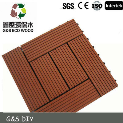 300 X 300 Wpc پانل های دیواری تزئینی کف چوبی Redrose Diy کاشی های عرشه درهم تنیده